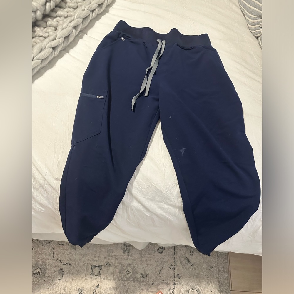 Figs Navy joggers LP